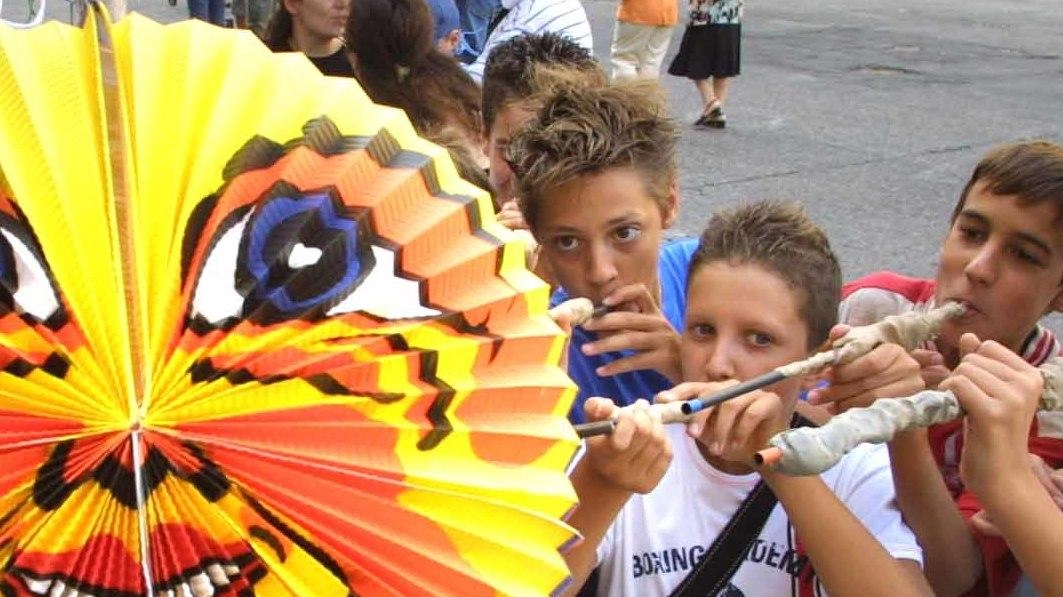 Torna oggi la storica festa. Alle 17.30 in piazza Resistenza. animazione per i più piccoli. Poi alle 20.30 il corteo. Torna oggi la storica festa. Alle 17.30 in piazza Resistenza. animazione per i più piccoli. Poi alle 20.30 il corteo.