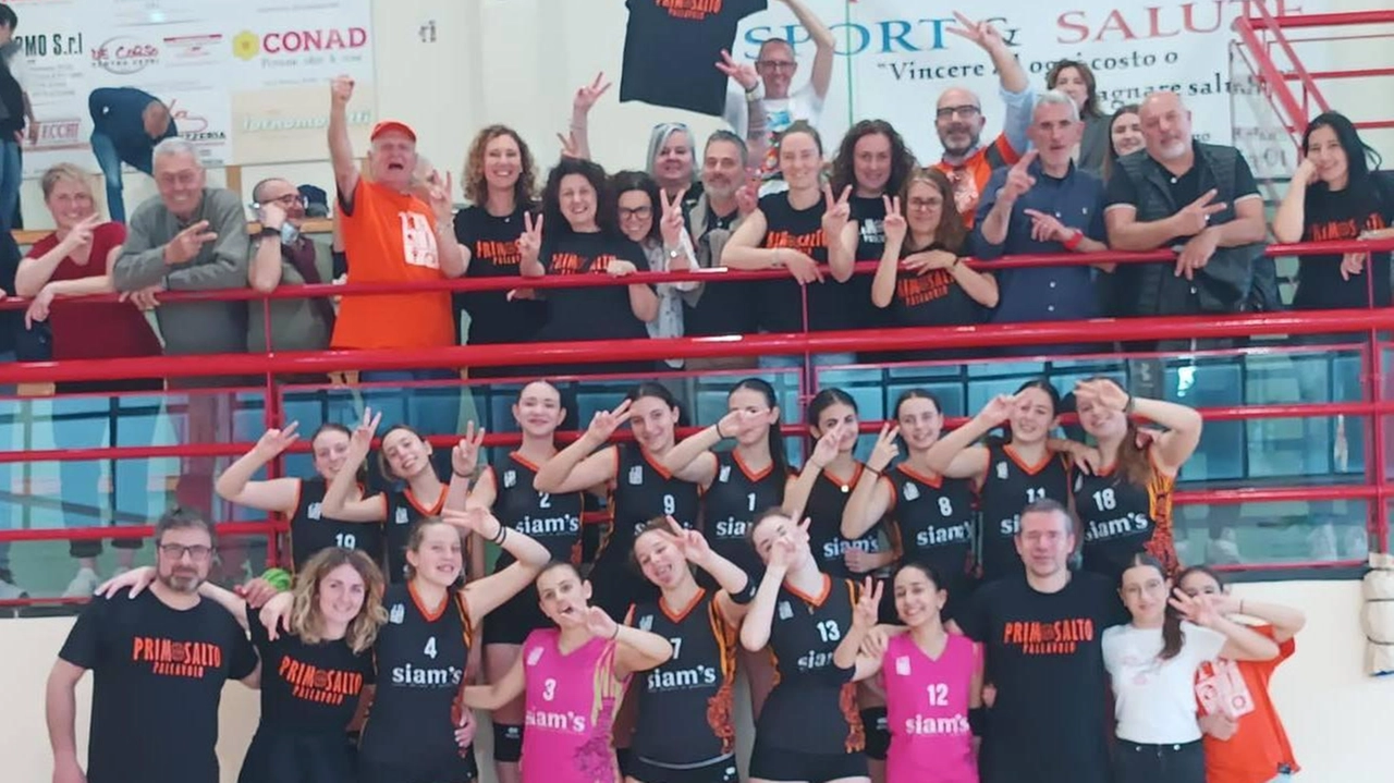 Un finale di stagione da incorniciare per la Siam’s Pallavolo Primo Salto, che conquista la promozione in Seconda Divisione sul... Un finale di stagione da incorniciare per la Siam’s Pallavolo Primo Salto, che conquista la promozione in Seconda Divisione sul...