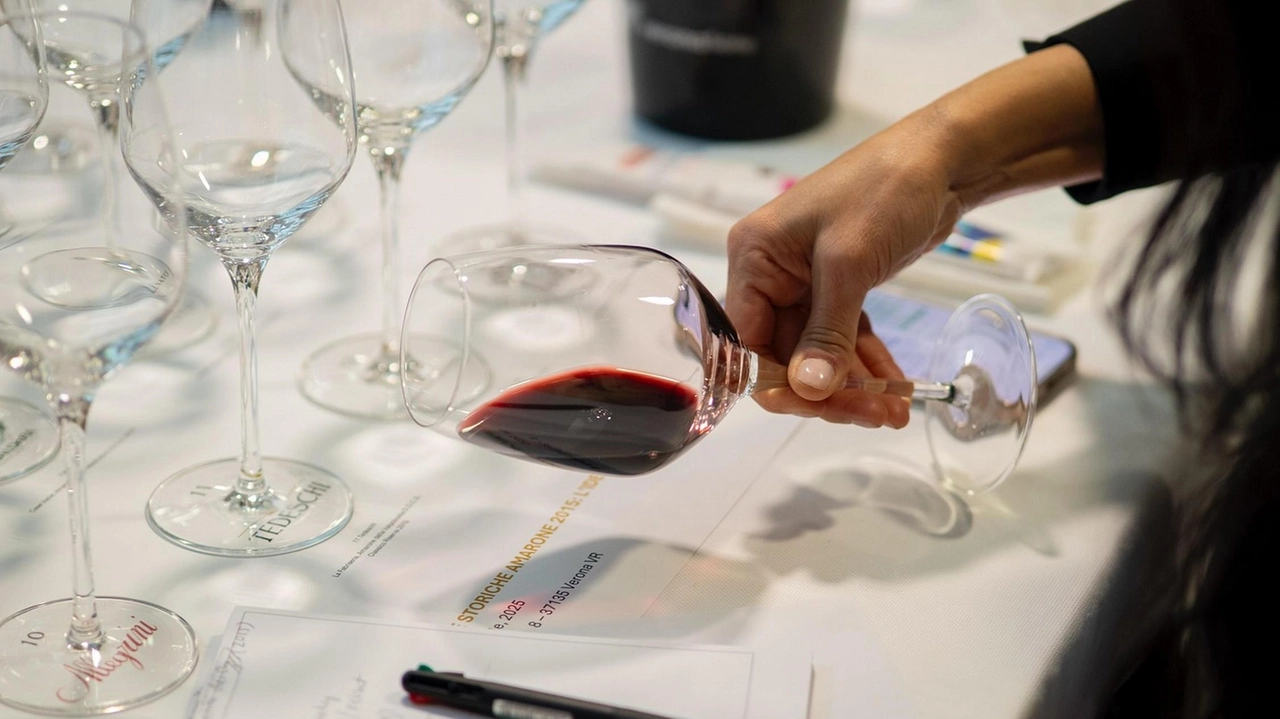Espositori da tutta l’Umbria per mettere in mostra vino, olio, miele e birra oltre a prodotti d’ artigianato di qualità