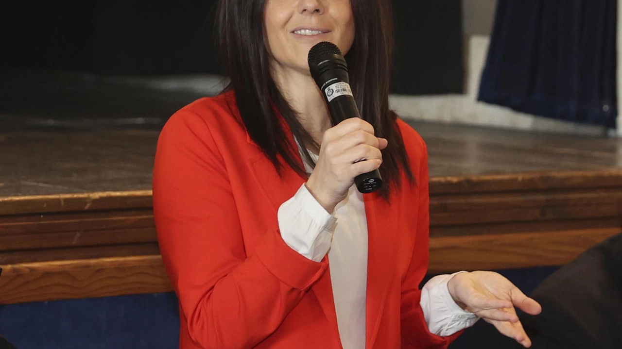 Agnese Carletti sindaco del Comune di San Casciano dei Bagni ricorda che tutti gli eventi che sono in programma sono a titolo gratuito Agnese Carletti sindaco del Comune di San Casciano dei Bagni ricorda che tutti gli eventi che sono in programma sono a titolo gratuito