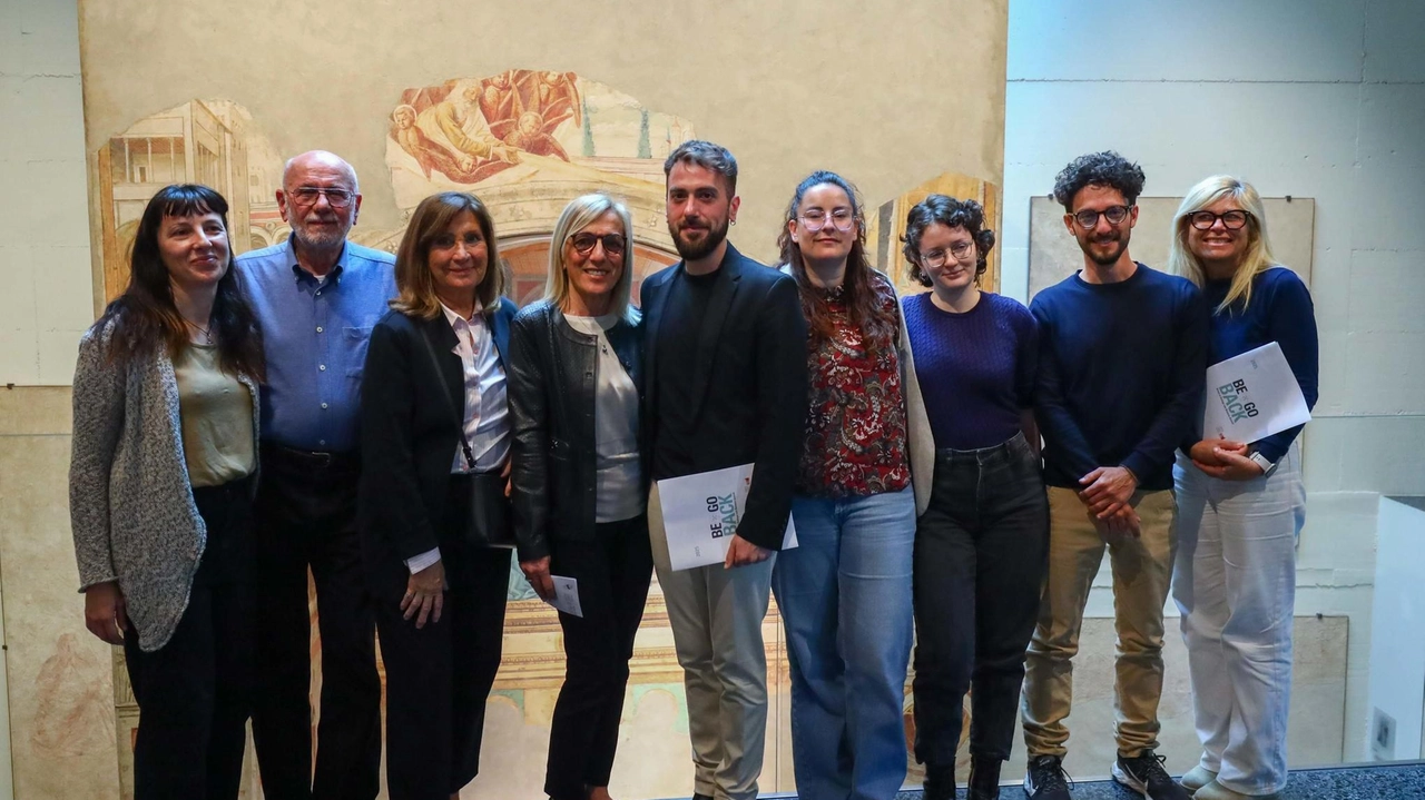Il gruppo ieri durante la presentazione del progetto di valore internazionale (Tommaso Gasperini/ FotocronacheGermogli) Il gruppo ieri durante la presentazione del progetto di valore internazionale (Tommaso Gasperini/ FotocronacheGermogli)