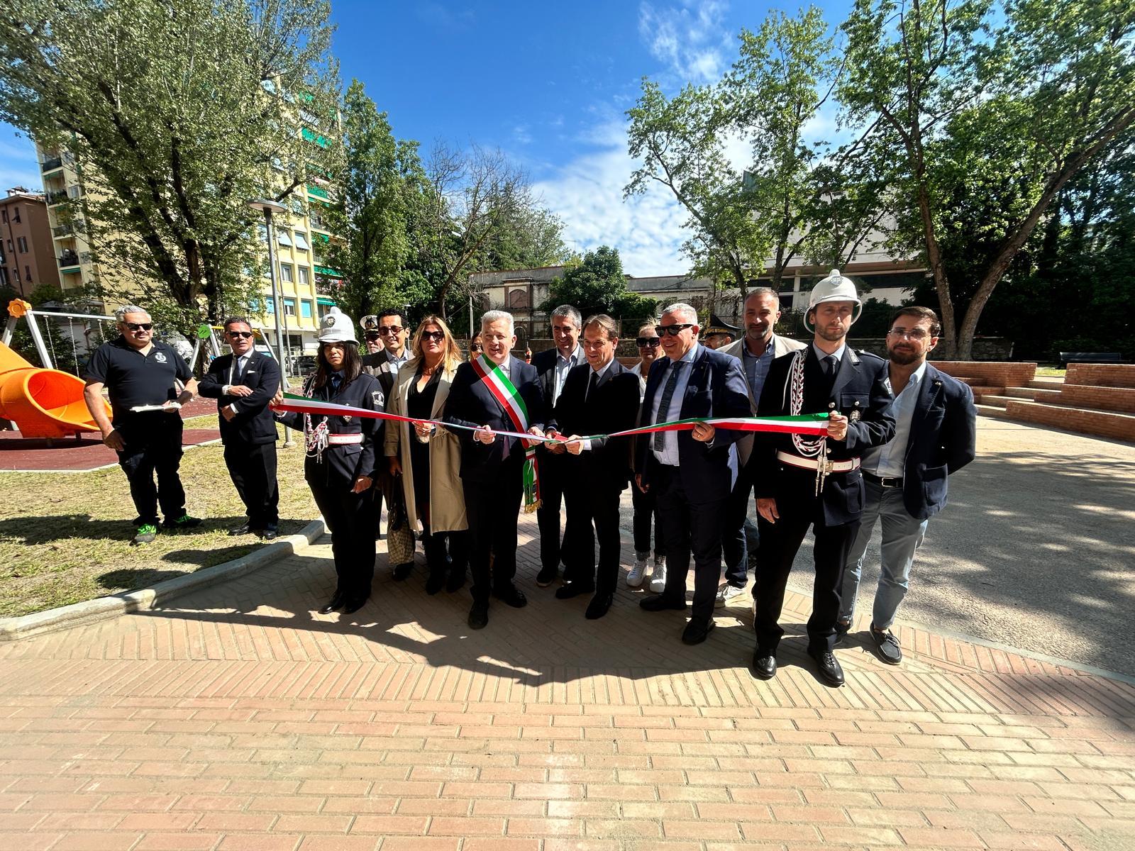 Inaugura la nuova piazza San Domenico di Guzman dopo 400mila euro di lavori Inaugura la nuova piazza San Domenico di Guzman dopo 400mila euro di lavori