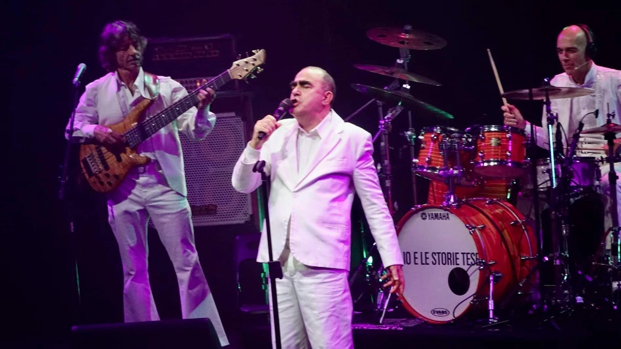 Elio e le Storie Tese sono le star della notte di. San Silvestro in piazza a Pisa: cresce l’attesa per il concertone gratuito Elio e le Storie Tese sono le star della notte di. San Silvestro in piazza a Pisa: cresce l’attesa per il concertone gratuito