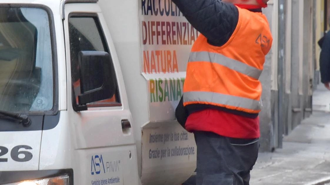 Per ogni necessità sarà necessario recarsi direttamente agli uffici della Spezia o a quello di Sarzana Per ogni necessità sarà necessario recarsi direttamente agli uffici della Spezia o a quello di Sarzana