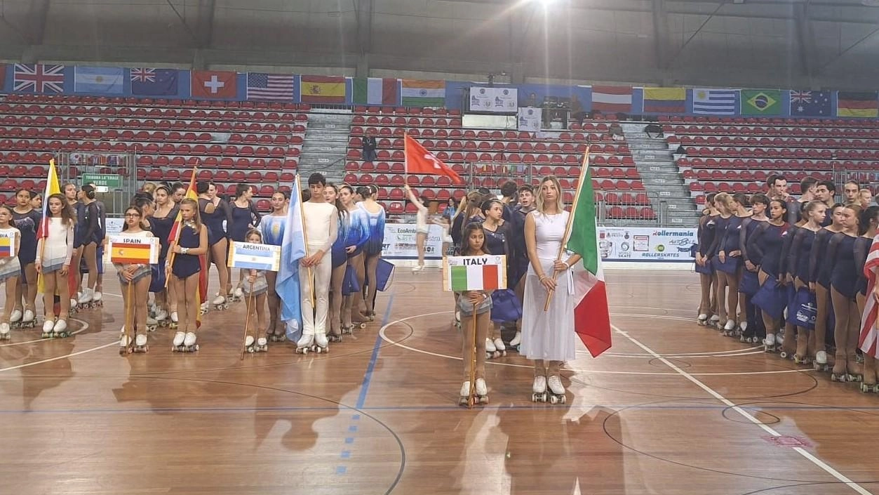 La cerimonia di apertura del Mondiali di pattinaggio. Le prospettive sono state confermate: agonismo di alto livello e ricadute turistiche sul territorio La cerimonia di apertura del Mondiali di pattinaggio. Le prospettive sono state confermate: agonismo di alto livello e ricadute turistiche sul territorio