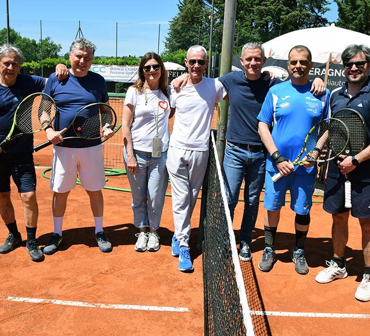 https://www.lanazione.it/image-service/view/acePublic/alias/contentid/ODY4ZjA1NzMtMWU0Ni00/0/donazione-e-trapianti-evento-al-ct.jpeg