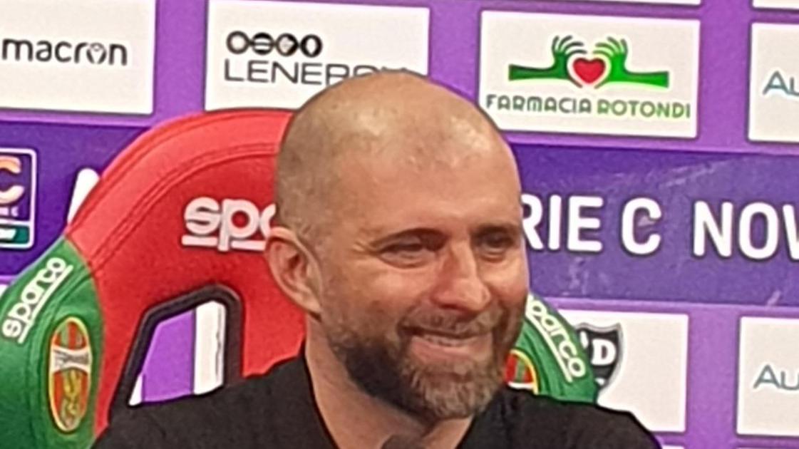 Ternana, anche Capuano verso i saluti: "Cerchiamo di costruire una squadra solida" Ternana, anche Capuano verso i saluti: "Cerchiamo di costruire una squadra solida"
