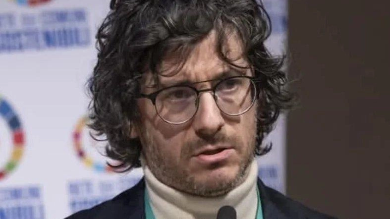 CASTELFRANCO I lavori si sarebbero dovuti concludere il 29 giugno, ma c’è stato uno slittamento di due mesi e saranno... CASTELFRANCO I lavori si sarebbero dovuti concludere il 29 giugno, ma c’è stato uno slittamento di due mesi e saranno...