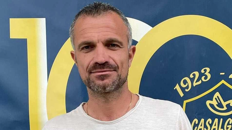 Firenze Ovest 1 Casalguidi 1 OVEST: Carli, Ussia, Chiariello, Piazza, Fiscella, Ciofi, Giannini, Manetti, Tanini (15’ st Marrani) Pecchioli (45’ st... Firenze Ovest 1 Casalguidi 1 OVEST: Carli, Ussia, Chiariello, Piazza, Fiscella, Ciofi, Giannini, Manetti, Tanini (15’ st Marrani) Pecchioli (45’ st...