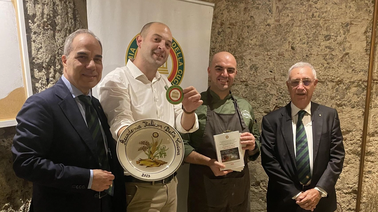 L'Accademia italiana della Cucina festeggia i suoi 70 anni a Figline con una conviviale ecumenica. Premiati Casa Me’ Mà e pastificio Fabbri per la salvaguardia delle tradizioni culinarie. L'Accademia italiana della Cucina festeggia i suoi 70 anni a Figline con una conviviale ecumenica. Premiati Casa Me’ Mà e pastificio Fabbri per la salvaguardia delle tradizioni culinarie.