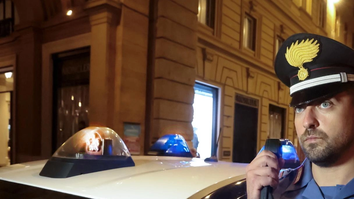 Una rumena di 29 anni, ubriaca al volante a Pisa, si scaglia contro carabinieri e personale del 118. Denunciata per guida in stato di ebbrezza e resistenza a pubblico ufficiale. Patente ritirata, auto sequestrata. Appello alla prudenza delle persone. Una rumena di 29 anni, ubriaca al volante a Pisa, si scaglia contro carabinieri e personale del 118. Denunciata per guida in stato di ebbrezza e resistenza a pubblico ufficiale. Patente ritirata, auto sequestrata. Appello alla prudenza delle persone.