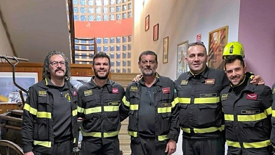Il Consiglio comunale di Foligno approva la mozione per potenziare e valorizzare il distaccamento dei vigili del fuoco. Il Consiglio comunale di Foligno approva la mozione per potenziare e valorizzare il distaccamento dei vigili del fuoco.
