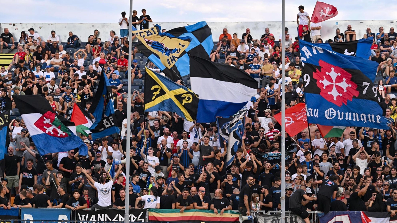 I tifosi del Pisa presenti a Empoli per l’amichevole dello scorso 30 luglio