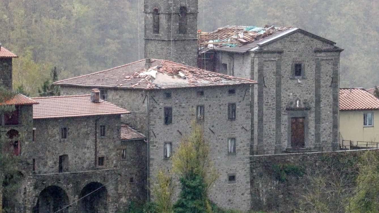 Domenica a Nicciano si terrà la festa patronale di San Matteo con Messa e tombolata per raccogliere fondi per la ricostruzione del tetto della canonica danneggiata. Organizzatori ringraziano per il supporto. Domenica a Nicciano si terrà la festa patronale di San Matteo con Messa e tombolata per raccogliere fondi per la ricostruzione del tetto della canonica danneggiata. Organizzatori ringraziano per il supporto.