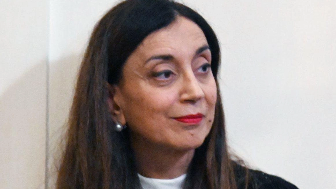 La dottoressa Trimarchi è il nuovo Vicario del Prefetto Giusi Scaduto, con un'ampia esperienza nell'Amministrazione dell'Interno e incarichi in diverse Prefetture. Il Prefetto Scaduto le ha augurato buon lavoro, confermandola come punto di riferimento prezioso. La dottoressa Trimarchi è il nuovo Vicario del Prefetto Giusi Scaduto, con un'ampia esperienza nell'Amministrazione dell'Interno e incarichi in diverse Prefetture. Il Prefetto Scaduto le ha augurato buon lavoro, confermandola come punto di riferimento prezioso.