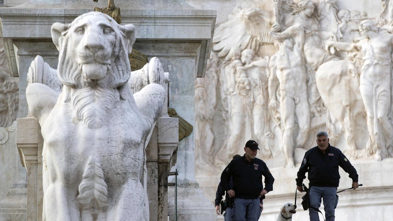Le indicazioni a prefetti e questori dopo l'attacco all'Iran Le indicazioni a prefetti e questori dopo l'attacco all'Iran
