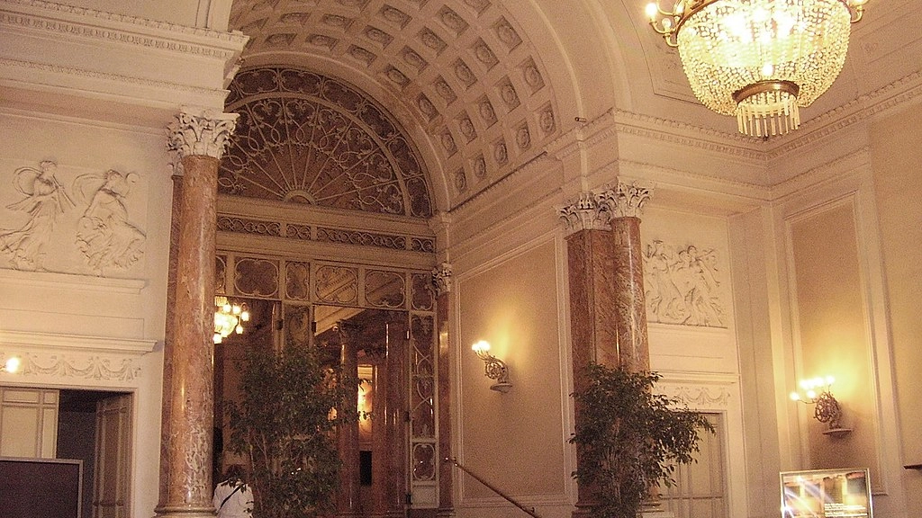 Il Teatro della Pergola Il Teatro della Pergola