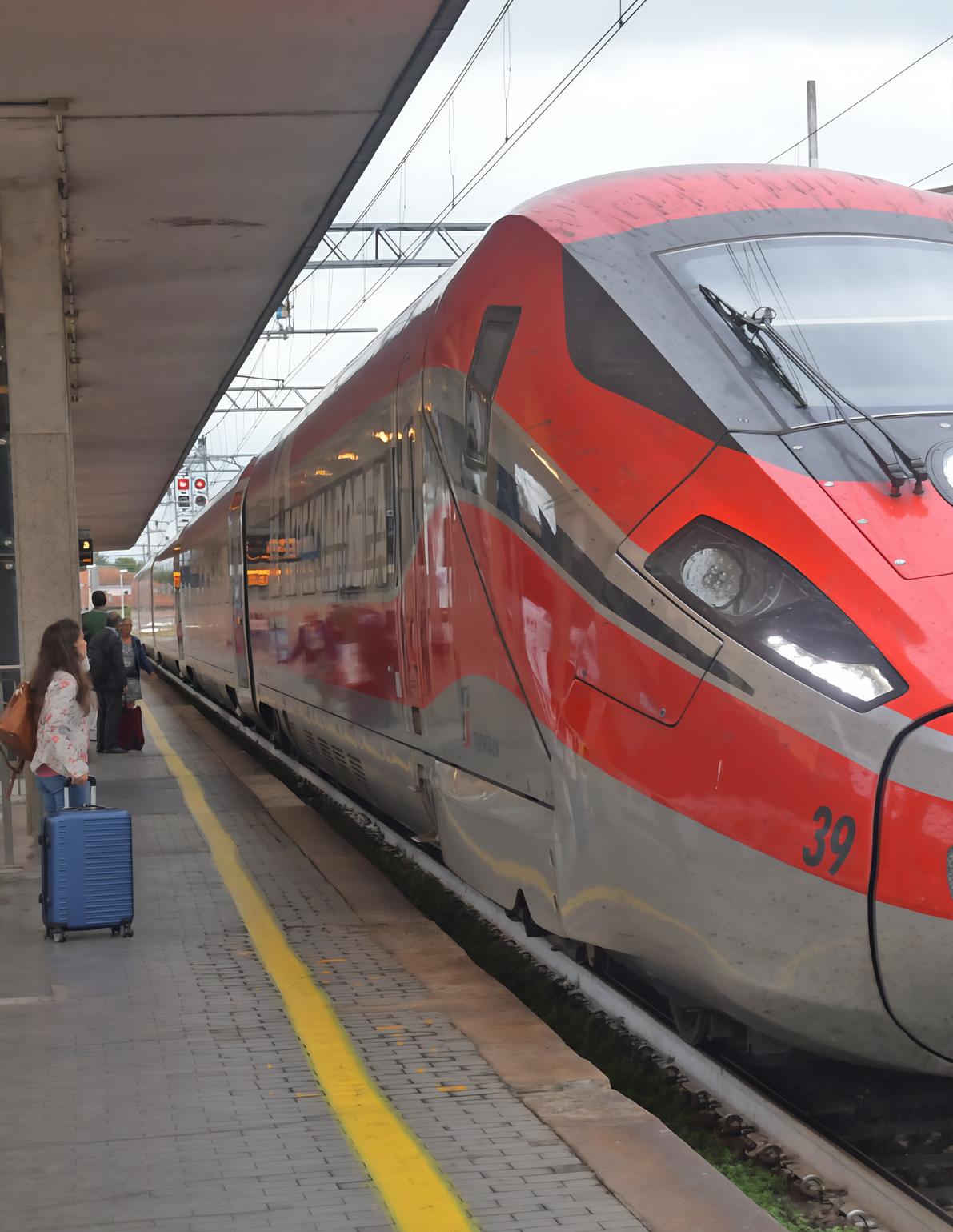 Treni, ritardi di un’ora e mezza sulla Roma-Firenze