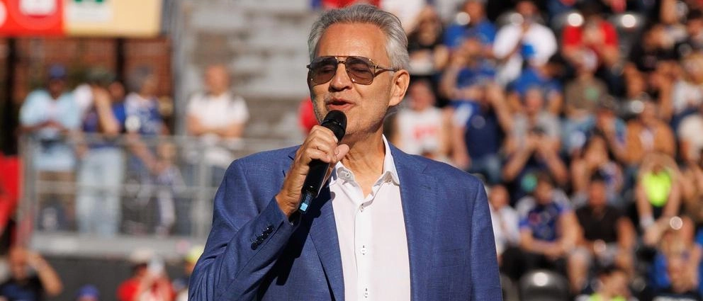 Andrea Bocelli presenta il nuovo inno del Pisa Sporting Club: "Alé Pisa alé"
