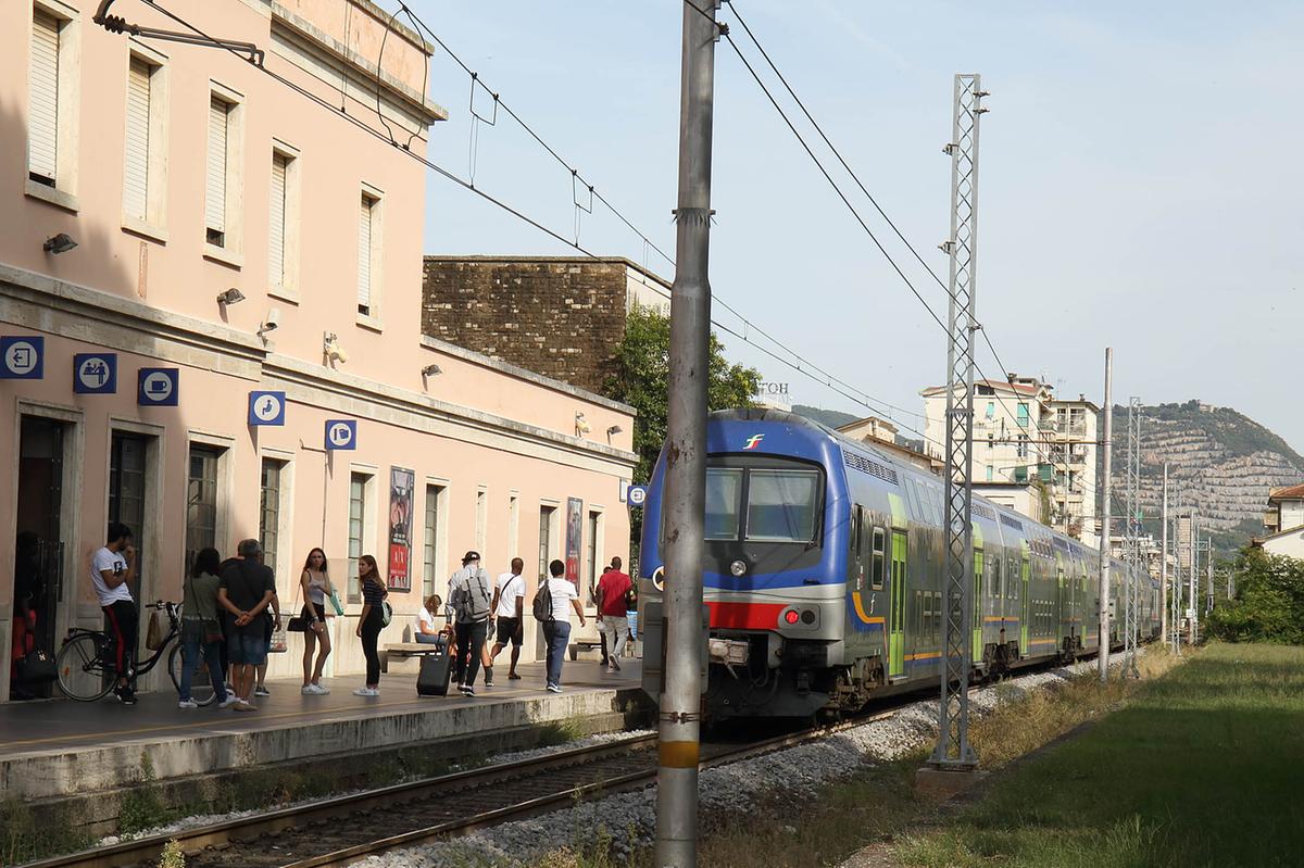 Treni, tutte le novità. Stabiliti i nuovi orari, da Firenze a Montecatini prolungati sette viaggi