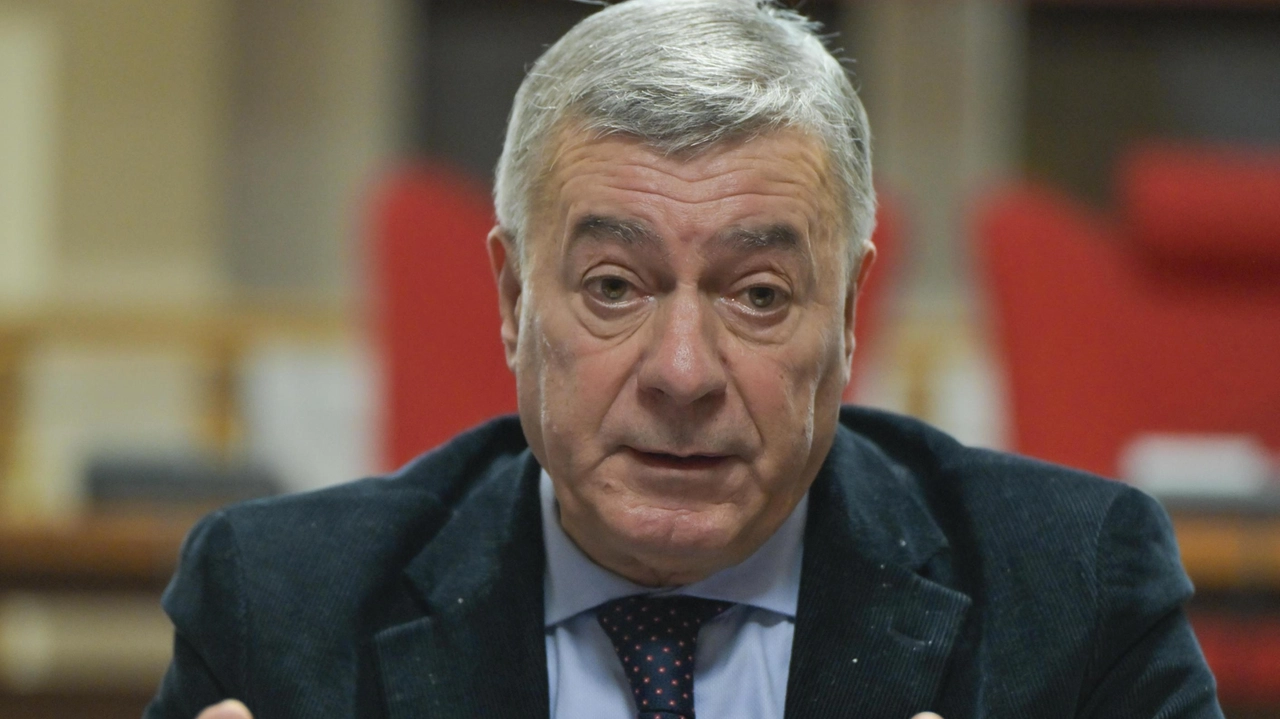 Il ritorno in aula e i primi lavori consiliari nel post rinnovamento di Giunta Pianigiani, non hanno calmato gli animi.... Il ritorno in aula e i primi lavori consiliari nel post rinnovamento di Giunta Pianigiani, non hanno calmato gli animi....