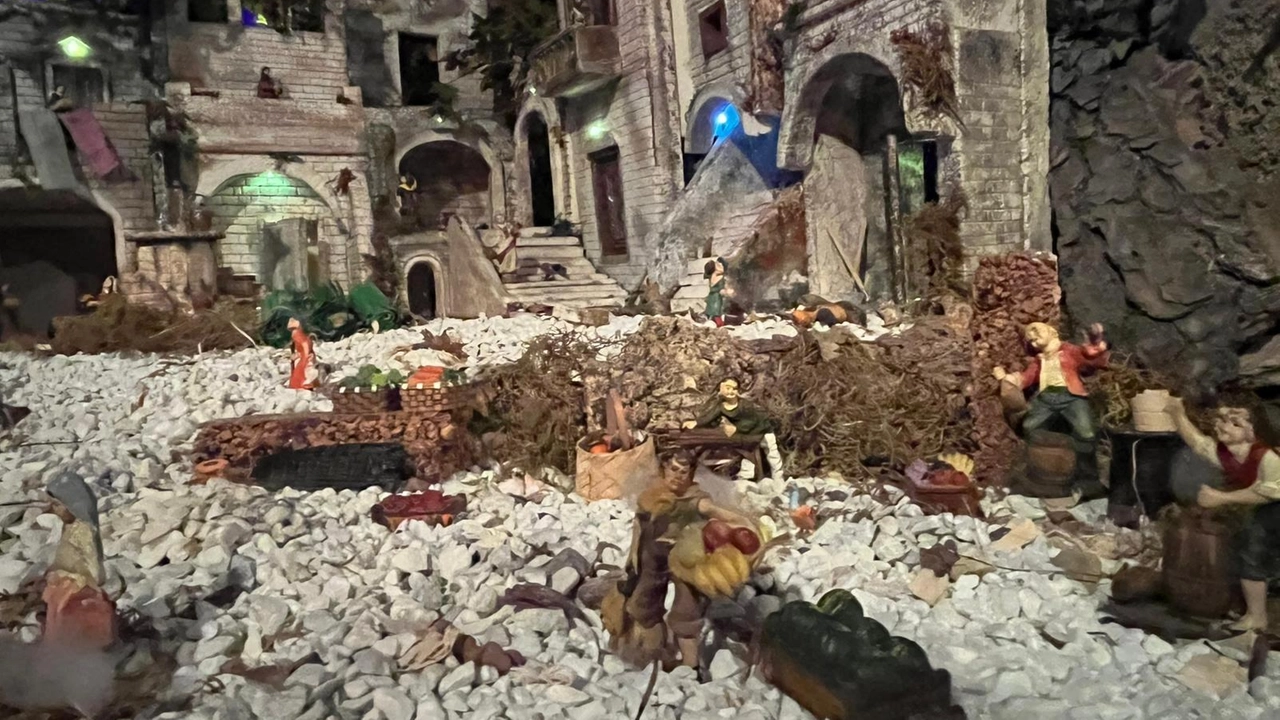 Il Presepe Artistico di Roffia, frazione di San Miniato, ha concluso la sua edizione con grande successo, salutando centinaia di... Il Presepe Artistico di Roffia, frazione di San Miniato, ha concluso la sua edizione con grande successo, salutando centinaia di...