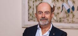 https://www.lanazione.it/image-service/view/acePublic/alias/contentid/ODdlZjI0ODctMmJiYy00/0/confindustria-toscana-sud-busini-nuovi-scenari-sostegno-per-le-imprese.jpeg