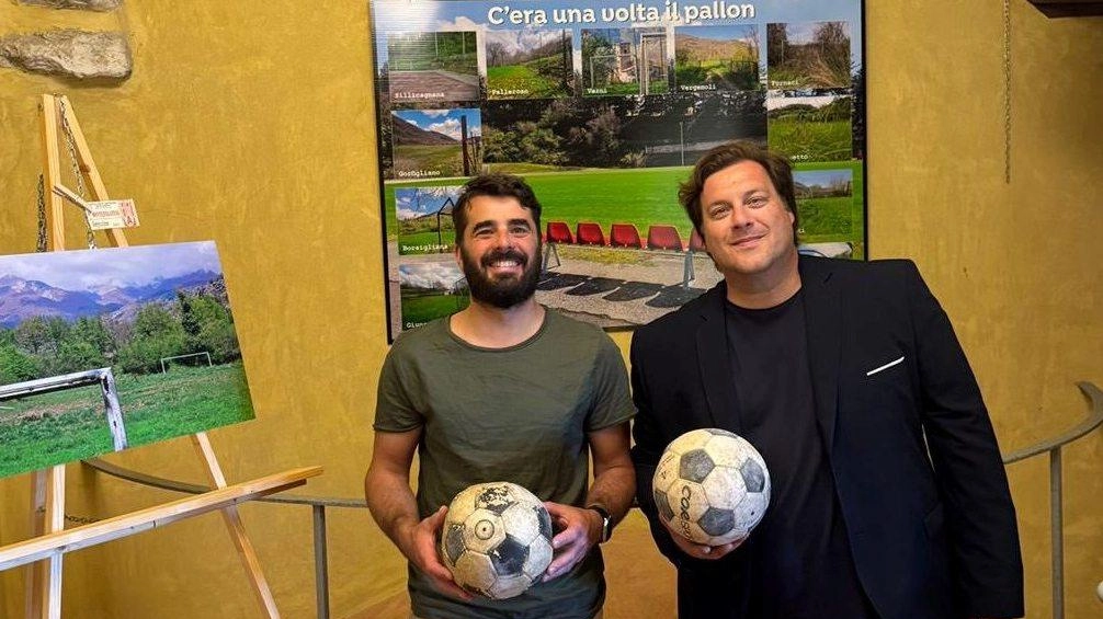 Matteo Lunardi (foto, con il vicepresidente gialloblu Roberto Tamagnini) di Castelnuovo, appassionato di fotografia, fino al 29 giugno, dal martedì...