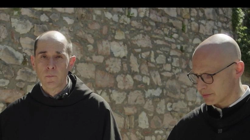 Assisi, frati più vicini ai giovani. Nasce il canale WhatsApp  della Basilica di San Francesco