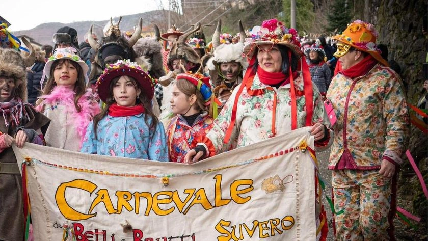 Alcune delle maschere zoomorfe tipiche del Carnevale dei Belli e dei Brutti a Suvero di Rocchetta Alcune delle maschere zoomorfe tipiche del Carnevale dei Belli e dei Brutti a Suvero di Rocchetta