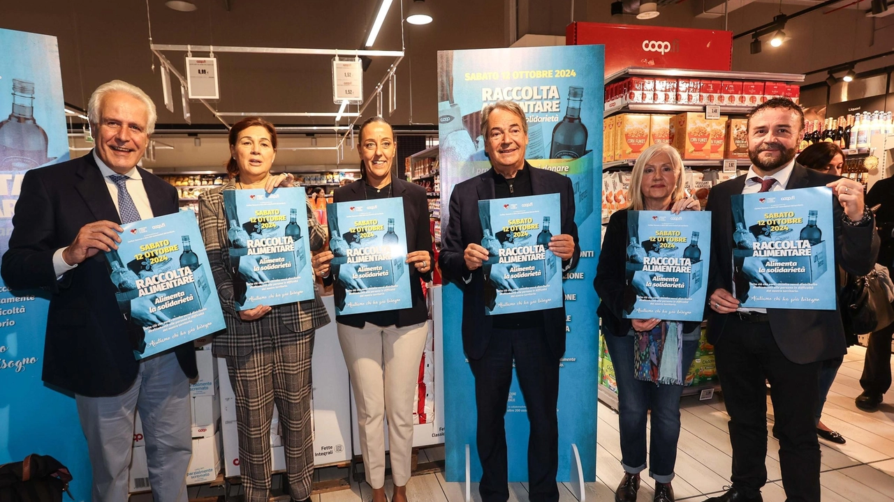 Il 12 ottobre torna la raccolta alimentare promossa da Fondazione Il Cuore si scioglie e Unicoop Firenze, coinvolgendo oltre 120 punti vendita e 2000 volontari per aiutare le persone bisognose in Toscana. Il 12 ottobre torna la raccolta alimentare promossa da Fondazione Il Cuore si scioglie e Unicoop Firenze, coinvolgendo oltre 120 punti vendita e 2000 volontari per aiutare le persone bisognose in Toscana.
