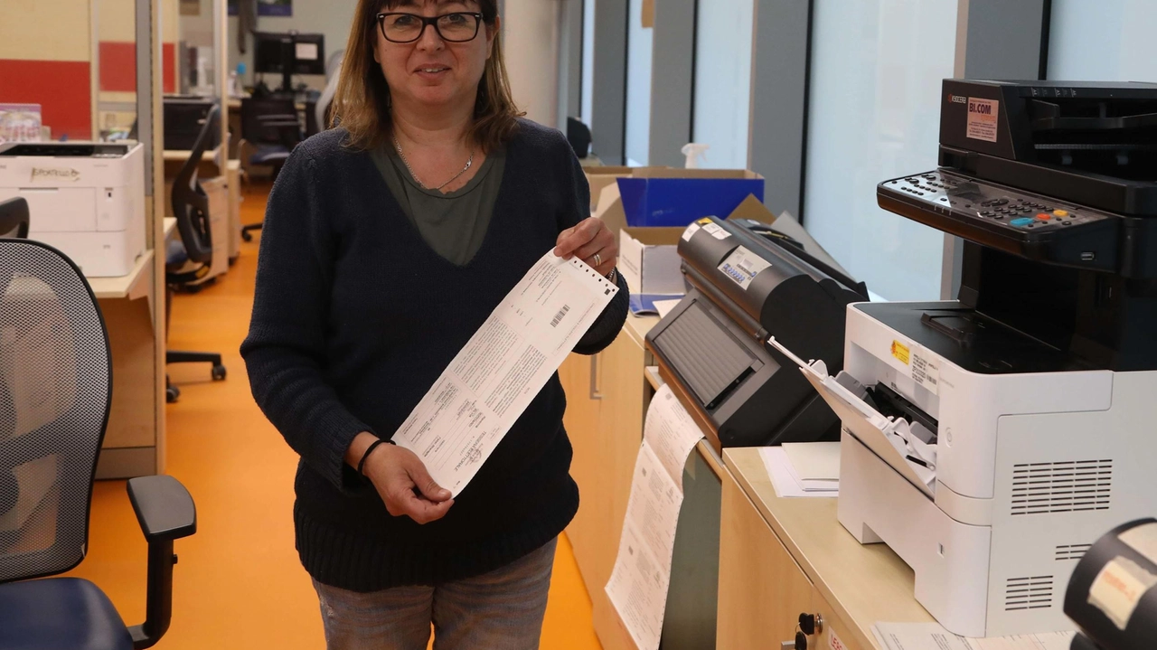 Aperture straordinarie dell’ufficio elettorale del Comune di Pisa, per facilitare il rilascio delle tessere elettorali non consegnate o dei duplicati,... Aperture straordinarie dell’ufficio elettorale del Comune di Pisa, per facilitare il rilascio delle tessere elettorali non consegnate o dei duplicati,...