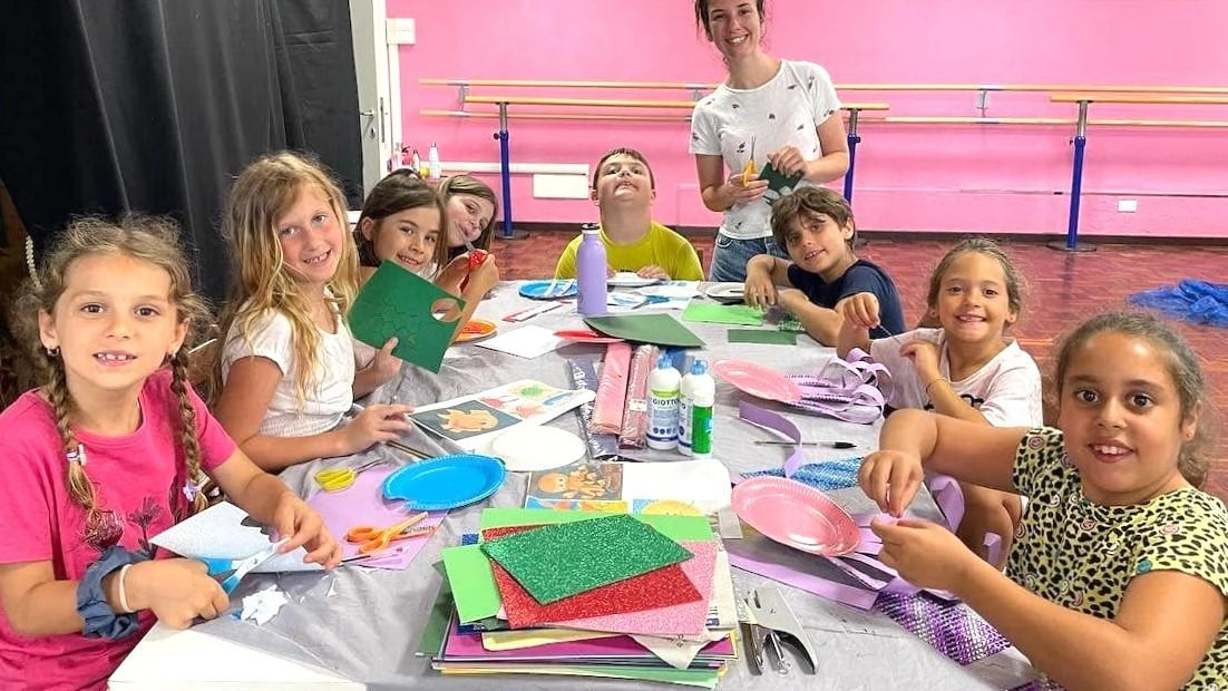 Il Comune cerca un gestore per il centro estivo comunale che avrà una durata maggiore per venire incontro alle famiglie. Il valore della gara è di 100mila euro