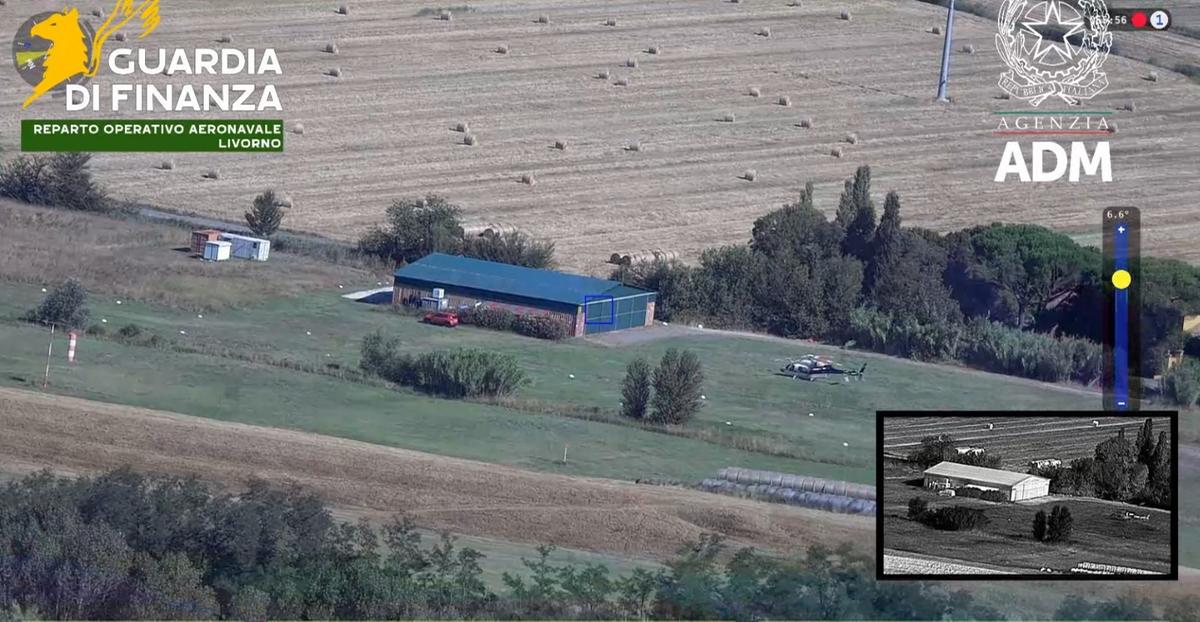 tasse non pagate su aerei e elicotteri in toscana gli evasori costretti a sborsare 900mila euro al fisco