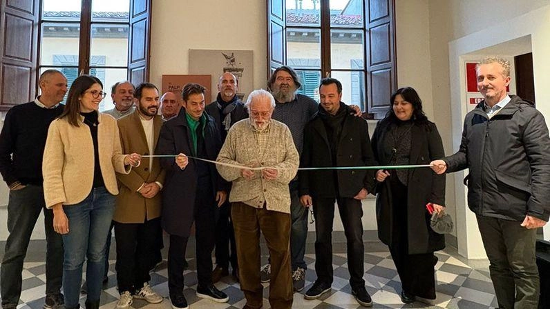 La rassegna compie 10 anni. Ieri il taglio del nastro. con 13 case editrici. La rassegna compie 10 anni. Ieri il taglio del nastro. con 13 case editrici.