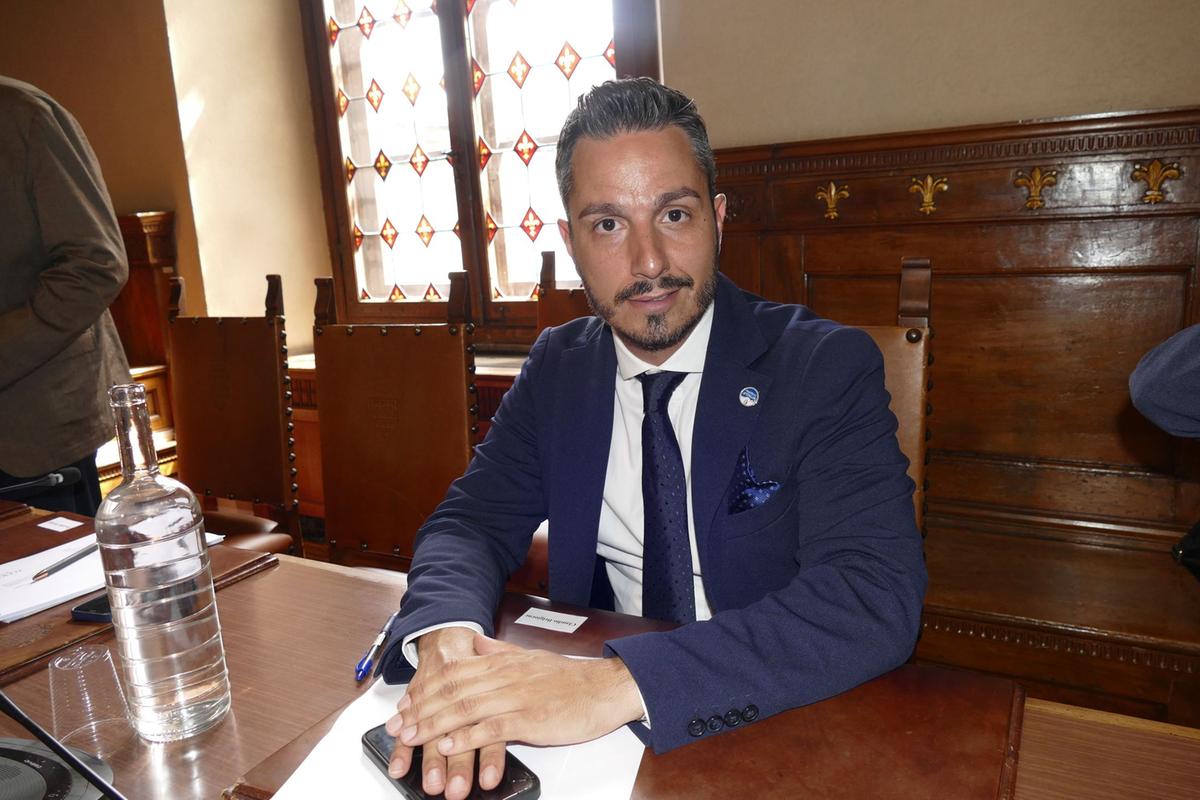 Belgiorno, i guai non sono finiti. Chiuse le indagini sui rimborsi: per la Procura ha “truffato" il Comune Belgiorno, i guai non sono finiti. Chiuse le indagini sui rimborsi: per la Procura ha “truffato" il Comune