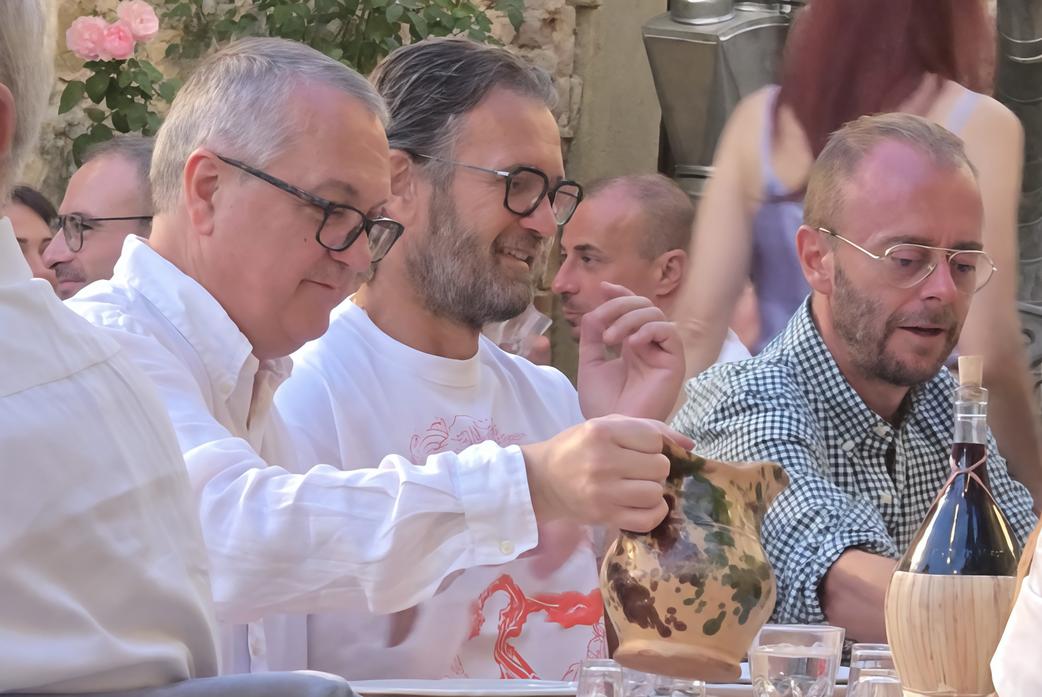 Tovaglia a Quadri, sorpresa stellata. Chef Cracco a cena tra le storie