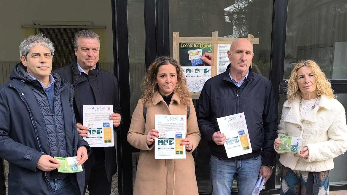 Il presidente di Geofor Paolo Vannozzi, Giulia Gambini e lo staff di Geofor Il presidente di Geofor Paolo Vannozzi, Giulia Gambini e lo staff di Geofor