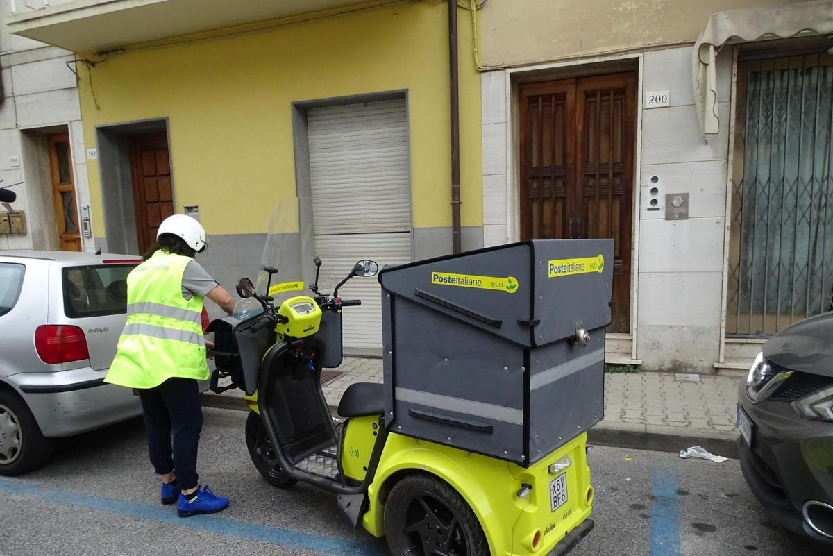 Segnalazione dei cittadini. Agosto senza posta: "Lavoro mal organizzato"