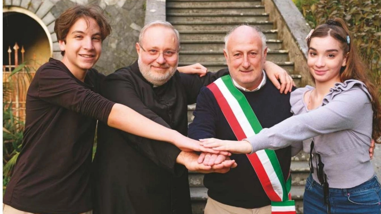 Uno scatto che ritrae i ragazzi con il presidente della provincia Lorenzetti Uno scatto che ritrae i ragazzi con il presidente della provincia Lorenzetti