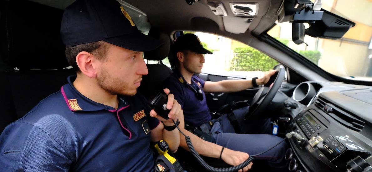 https://www.lanazione.it/image-service/view/acePublic/alias/contentid/ODkxNTI4OWItMWM1MS00/0/botte-per-un-debito-di-droga-scatta-la-spedizione-punitiva-arrestata-una-spezzina.jpeg?f=1.91:1&w=1200