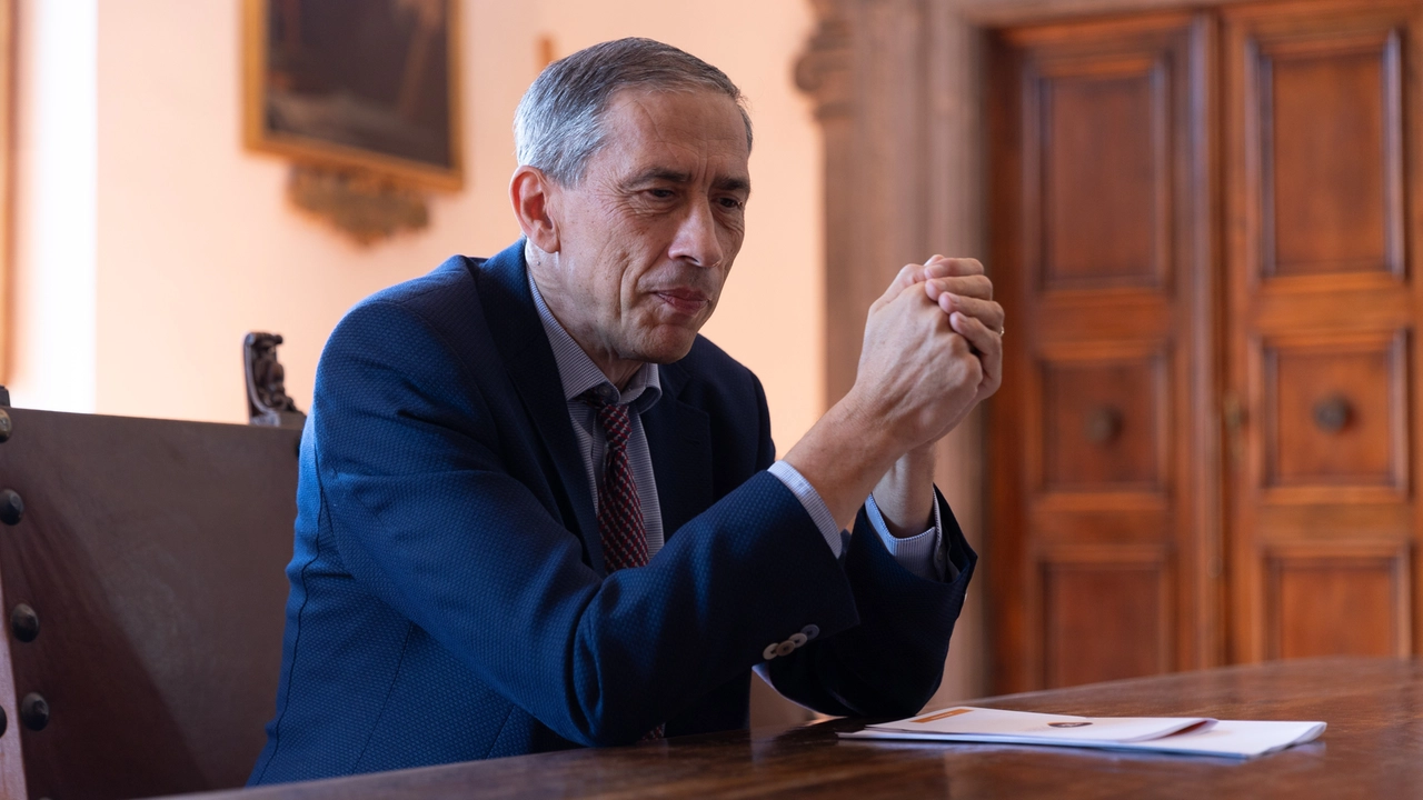 Rettore Zucchi (foto di: ENRICO MATTIA DEL PUNTA) Rettore Zucchi (foto di: ENRICO MATTIA DEL PUNTA)