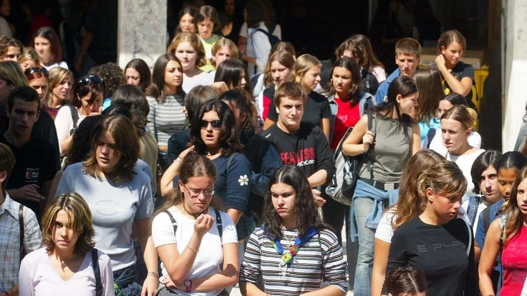 L’Ufficio scolastico regionale assegna gli istituti scoperti a dirigenti già titolari di un incarico. Frati dirigerà un comprensivo oltre al Piccolomini e Stefanelli il liceo scientifico insieme al Bandini. L’Ufficio scolastico regionale assegna gli istituti scoperti a dirigenti già titolari di un incarico. Frati dirigerà un comprensivo oltre al Piccolomini e Stefanelli il liceo scientifico insieme al Bandini.