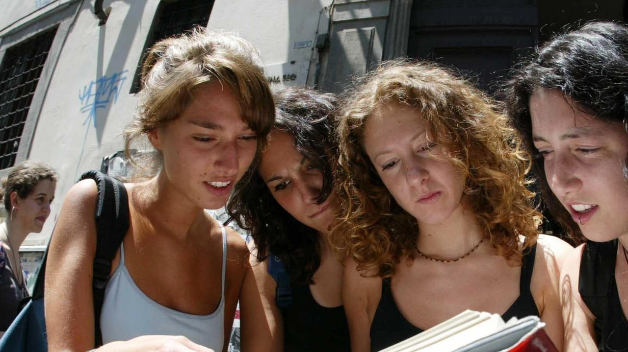 Via agli esami di maturità. Oggi il compito d’italiano