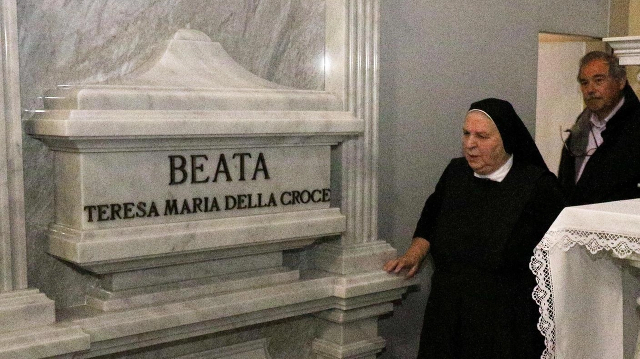 Il programma di oggi: concelebrazione eucaristica e poi un film documentario.