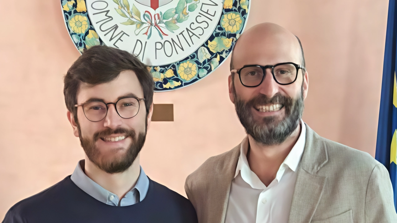 Giovane di Pontassieve premiato per la migliore tesi italiana sul giornalismo, dedicata alla storia del Guardian britannico. Menzioni speciali per due altre tesi. Giovane di Pontassieve premiato per la migliore tesi italiana sul giornalismo, dedicata alla storia del Guardian britannico. Menzioni speciali per due altre tesi.