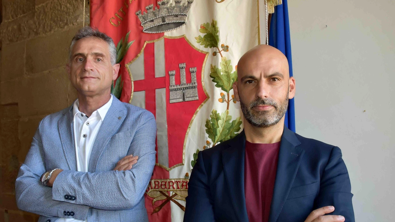 L’assessore Braccalenti e il sindaco Secondi L’assessore Braccalenti e il sindaco Secondi