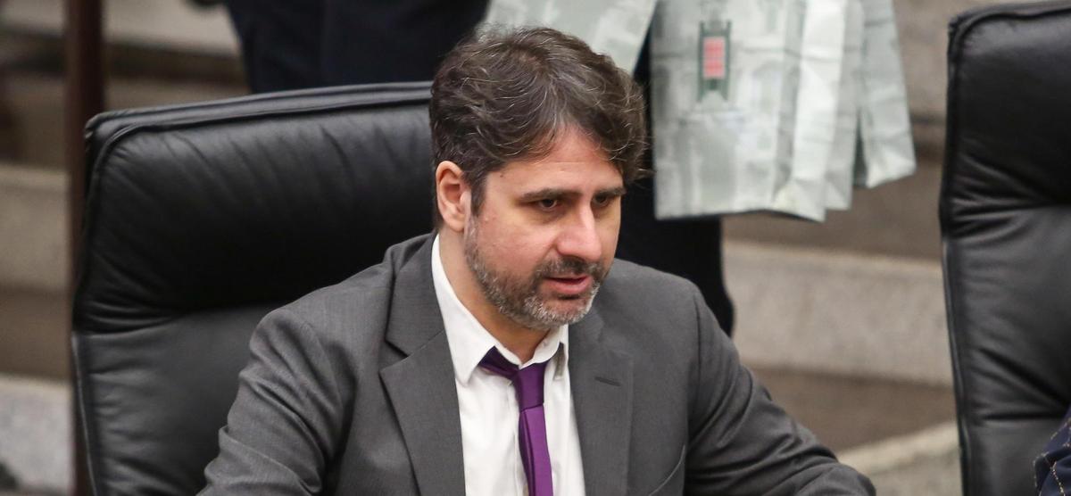 Bus, partita la campagna. Abbonamenti scolastici: la Regione prepara gli sconti Bus, partita la campagna. Abbonamenti scolastici: la Regione prepara gli sconti