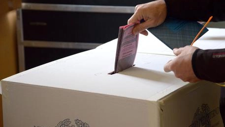 Elezioni in Liguria, ammessi 9 candidati alla presidenza. Le liste, le date e i numeri degli elettori