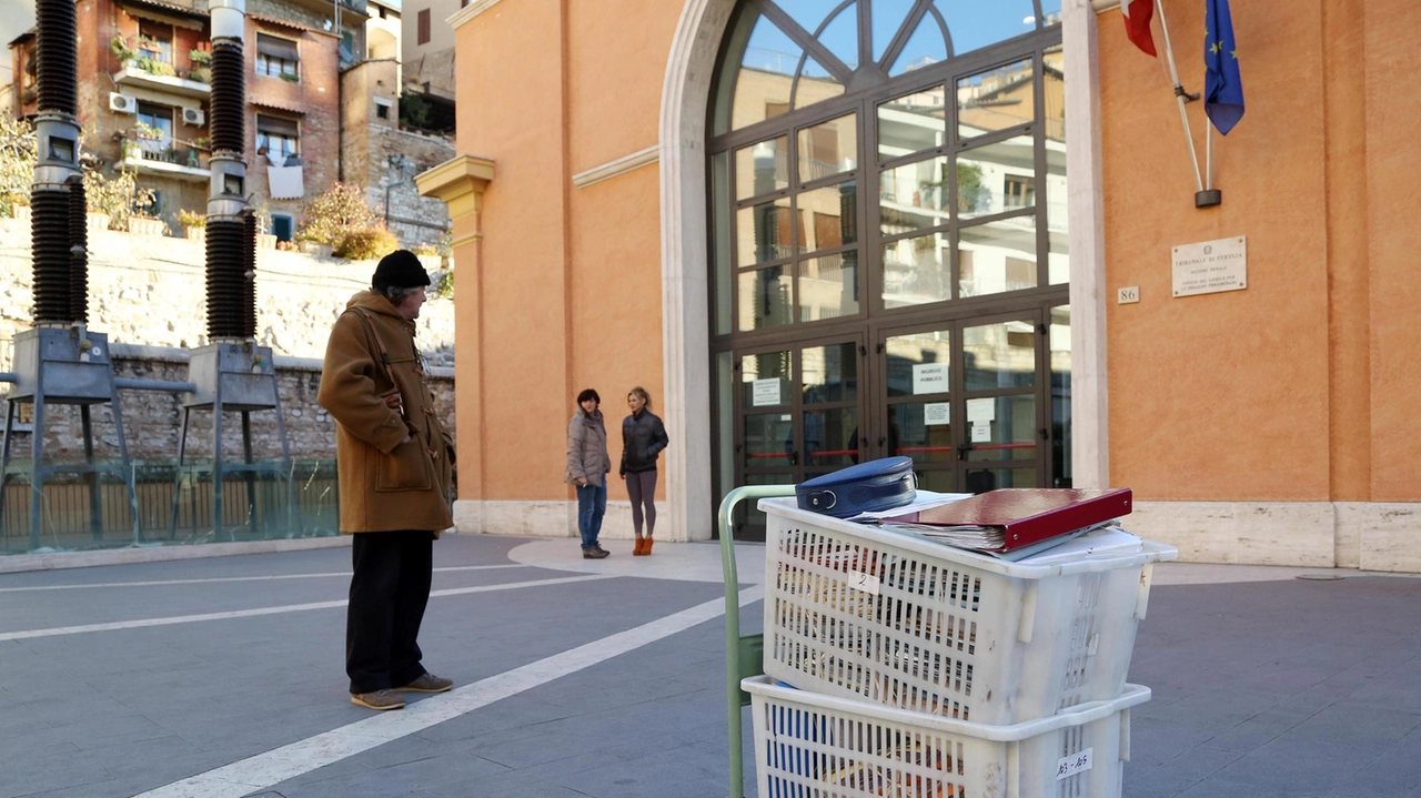 L’udienza si terrà al tribunale di Perugia L’udienza si terrà al tribunale di Perugia